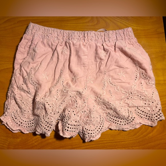 High Waisted / String Shorts - Picture 2 of 2